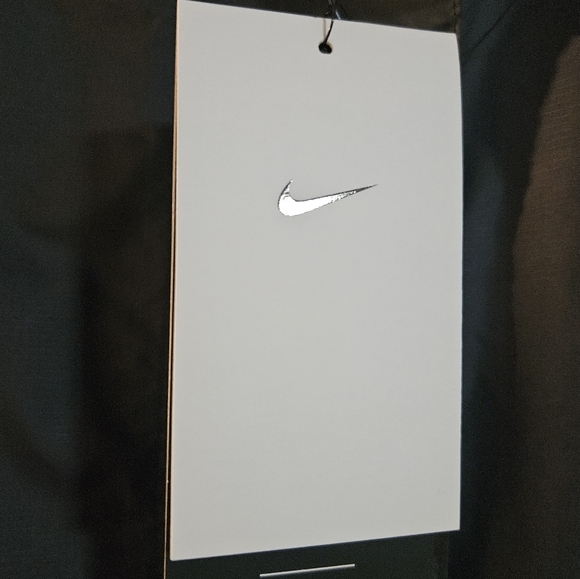 Nike Women's Sleeveless Full-Zip Tour Repel Golf Vest: BLACK: NEW WITH TAGS: M - Picture 4 of 9